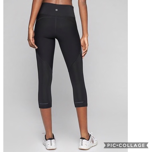 Athleta Pants - Athleta stealth capri, black size large